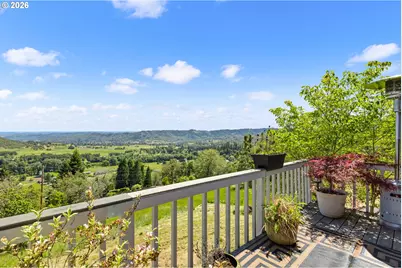 781 Black Oak Dr, Roseburg, OR 97471 - Photo 4