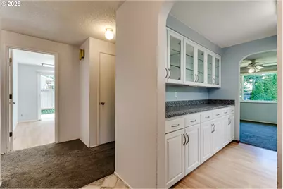 4742 Thunderbird St, Eugene, OR 97404 - Photo 6