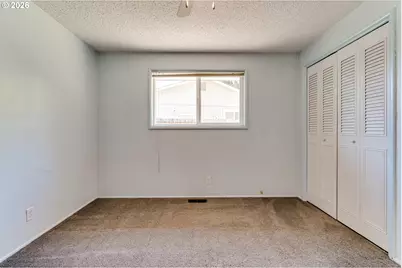 4742 Thunderbird St, Eugene, OR 97404 - Photo 26