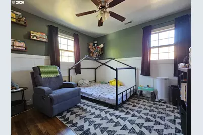 711 SE 8th St, Pendleton, OR 97801 - Photo 22