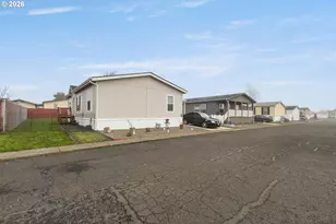 434 NW Broc Dr, Winston, OR 97496 - Photo 30