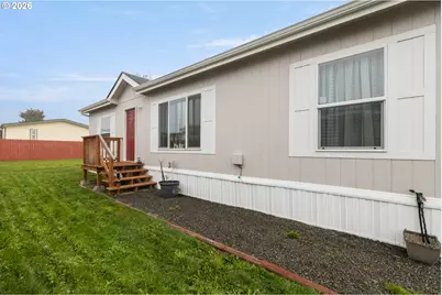 434 NW Broc Dr, Winston, OR 97496 - Photo 2