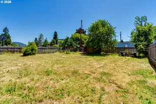 220 E Main St, Lowell, OR 97452 - Photo 38