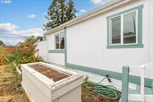 12450 SW Fischer Rd, Portland, OR 97224 - Photo 38