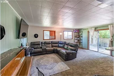 543 S 18th St, Philomath, OR 97370 - Photo 6