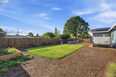 329 S 7th St, Carlton, OR 97111 - Photo 30