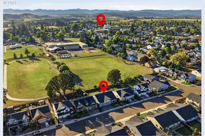 329 S 7th St, Carlton, OR 97111 - Photo 36