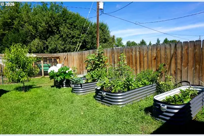 608 SW 2nd St, Enterprise, OR 97828 - Photo 14