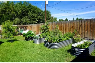 608 SW 2nd St, Enterprise, OR 97828 - Photo 14