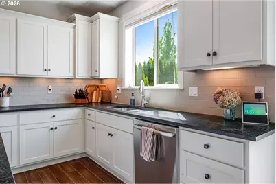 15395 SE Frye St, Happy Valley, OR 97086 - Photo 12