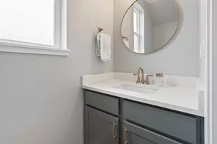 413 NW 5th St, Newport, OR 97365 - Photo 2