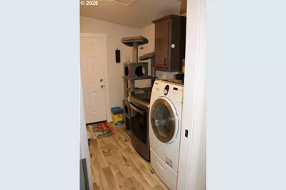 526 SE 15th St, Pendleton, OR 97801 - Photo 12