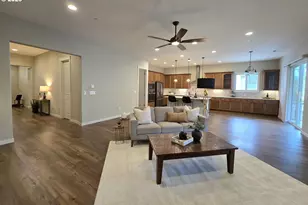 931 W Magnolia Loop, Washougal, WA 98671 - Photo 8