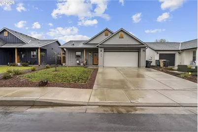 454 SW Rose Ave, Dallas, OR 97338 - Photo 2