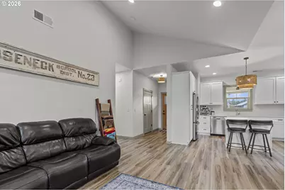 454 SW Rose Ave, Dallas, OR 97338 - Photo 12