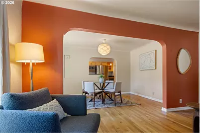 2490 Emerald St, Eugene, OR 97403 - Photo 10