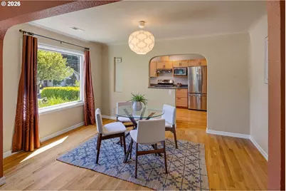 2490 Emerald St, Eugene, OR 97403 - Photo 12
