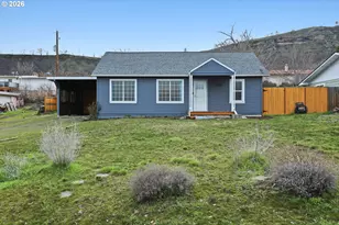 2306 W 13th St, The Dalles, OR 97058 - Photo 2