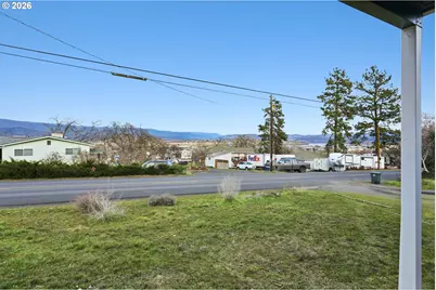 2306 W 13th St, The Dalles, OR 97058 - Photo 30