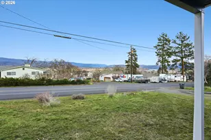 2306 W 13th St, The Dalles, OR 97058 - Photo 30