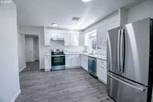 278 Cherry Ct, Cottage Grove, OR 97424 - Photo 12