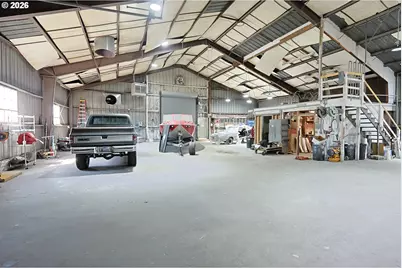 390 N Front St, Coos Bay, OR 97420 - Photo 10