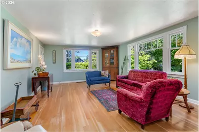1003 5th St, Hood River, OR 97031 - Photo 4
