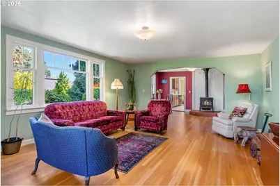 1003 5th St, Hood River, OR 97031 - Photo 6