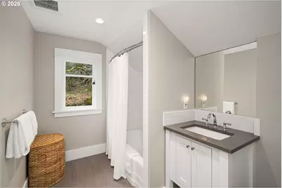 4003 SW Hillsdale Ave, Portland, OR 97239 - Photo 24