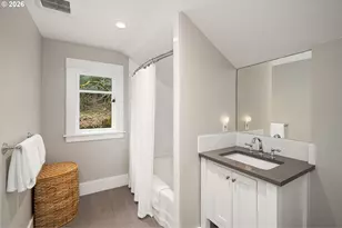 4003 SW Hillsdale Ave, Portland, OR 97239 - Photo 24