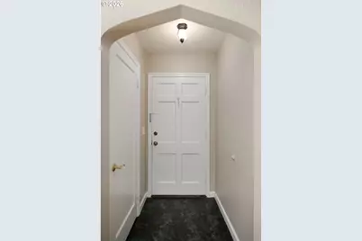 2010 NE 78th Ave, Portland, OR 97213 - Photo 4