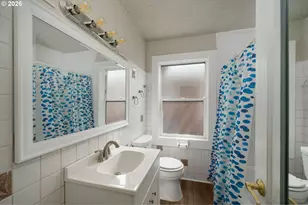 2010 NE 78th Ave, Portland, OR 97213 - Photo 16
