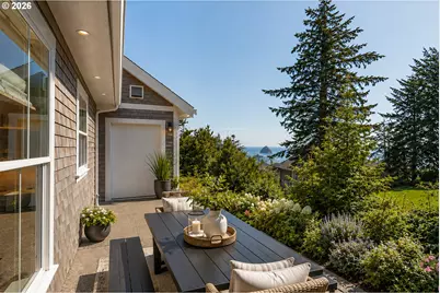 29901 Nantucket Dr, Cloverdale, OR 97112 - Photo 12
