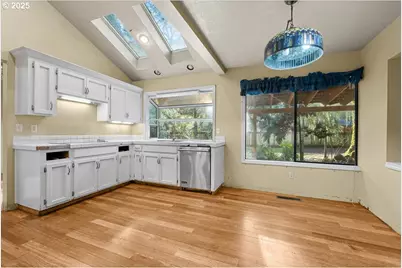 17427 SW Rivendell Dr, Portland, OR 97224 - Photo 12