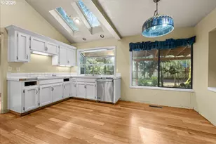 17427 SW Rivendell Dr, Portland, OR 97224 - Photo 12