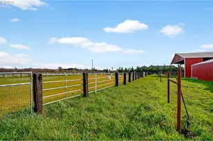 10093 NE Wiseacre Ln, Aurora, OR 97002 - Photo 42