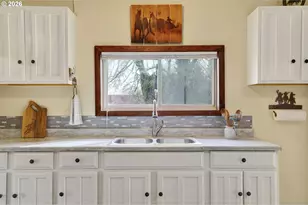 10093 NE Wiseacre Ln, Aurora, OR 97002 - Photo 34