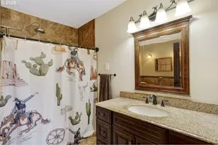 10093 NE Wiseacre Ln, Aurora, OR 97002 - Photo 44