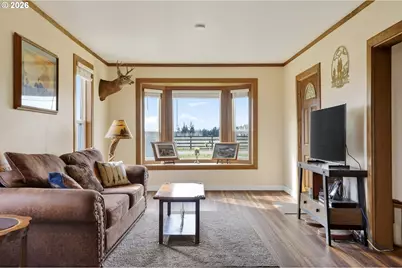 10093 NE Wiseacre Ln, Aurora, OR 97002 - Photo 24