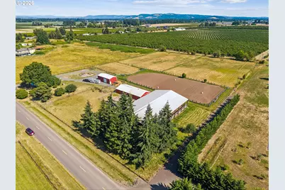 10093 NE Wiseacre Ln, Aurora, OR 97002 - Photo 6