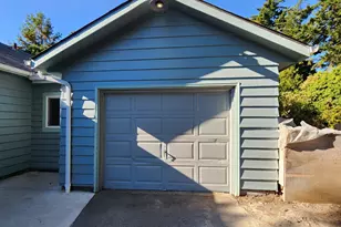636 18th St, Port Orford, OR 97465 - Photo 2