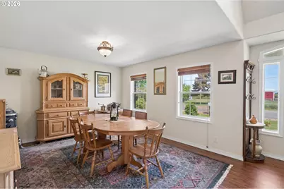 10124 Wiseacre Ln, Aurora, OR 97002 - Photo 20