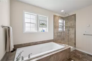 10124 Wiseacre Ln, Aurora, OR 97002 - Photo 26