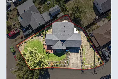 663 NE Knoll Ave, Roseburg, OR 97470 - Photo 48
