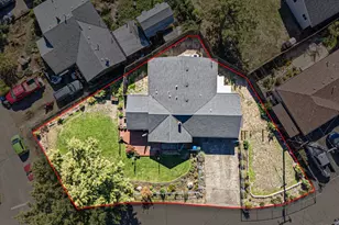 663 NE Knoll Ave, Roseburg, OR 97470 - Photo 48