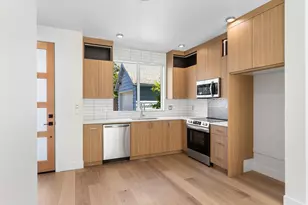 4264 SE 37th Ave, Portland, OR 97202 - Photo 2