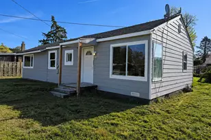 932 SW Swift Ave, Mill City, OR 97360 - Photo 1
