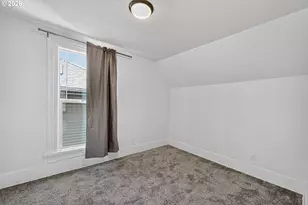412 E 4th St, The Dalles, OR 97058 - Photo 18