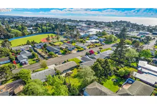 338 Northeast San-Bay-O Circle, Newport, OR 97365 - Photo 4