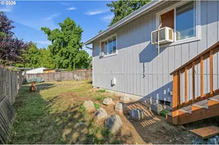 13052 SE Cora St, Portland, OR 97236 - Photo 24